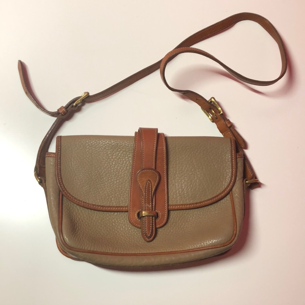 Vintage Dooney and Bourke crossbody